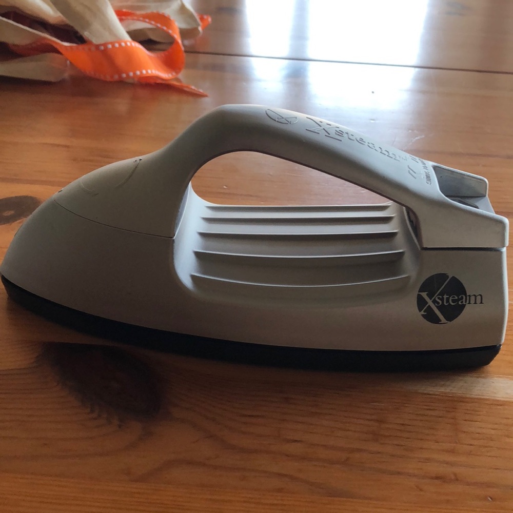 X steam travel iron - silver. New